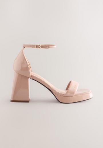 Босоножки на платформе