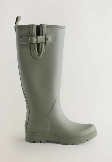 Резиновые сапоги