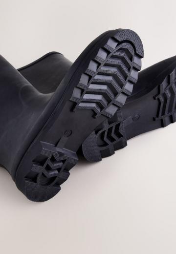 Резиновые сапоги