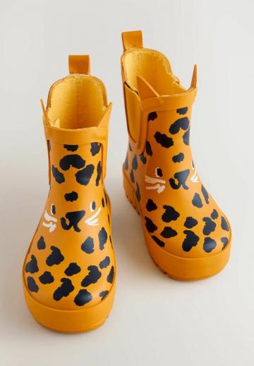 Резиновые сапоги