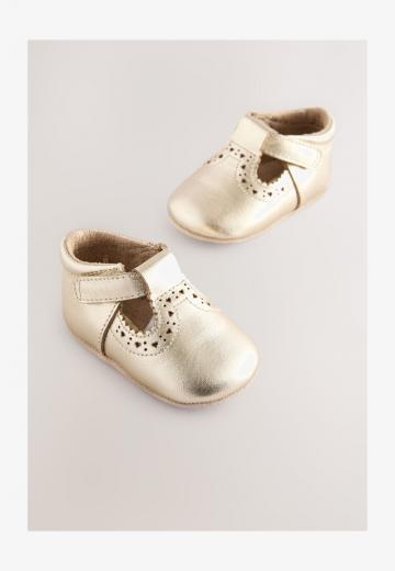 Детская обувь