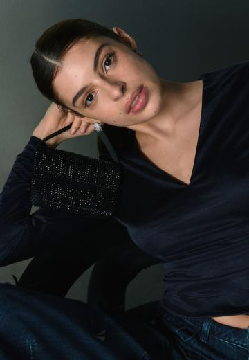 Атласная блузка