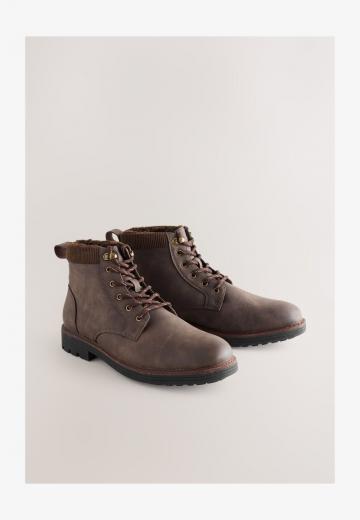 Зимние ботинки