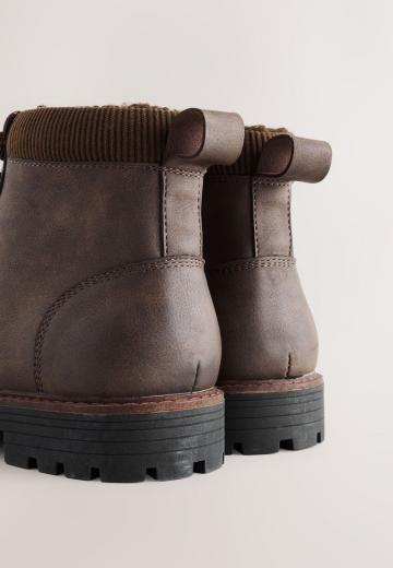 Зимние ботинки