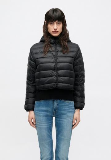 Короткая куртка