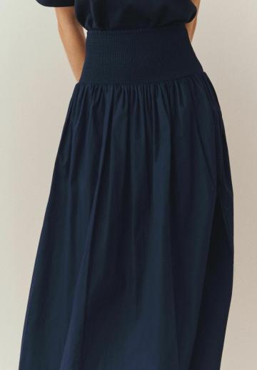 Платье без бретелек