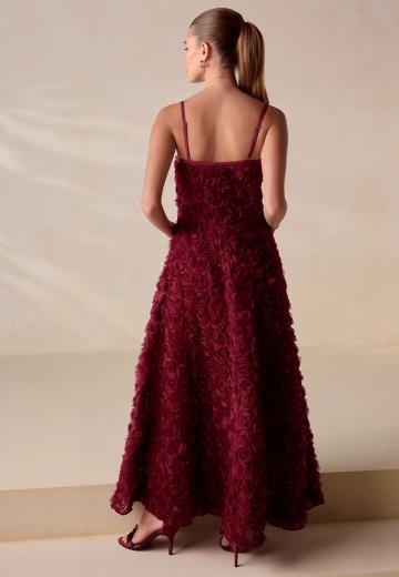 Платье без бретелек