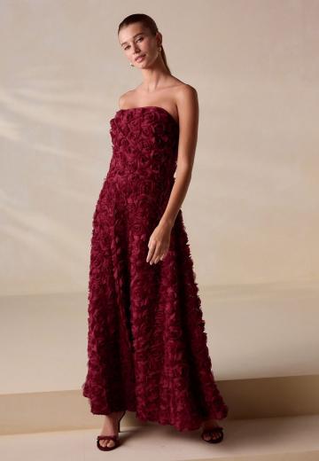 Платье без бретелек