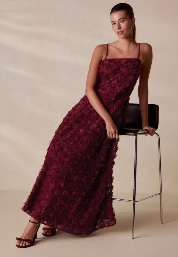 Платье без бретелек