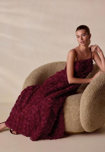 Платье без бретелек