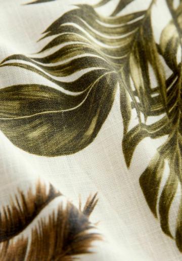 Платье без бретелек