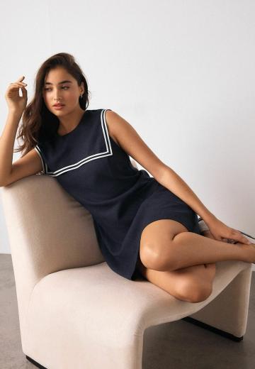 Короткое платье