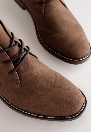 Ботинки на шнуровке