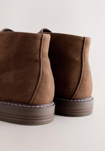 Ботинки на шнуровке