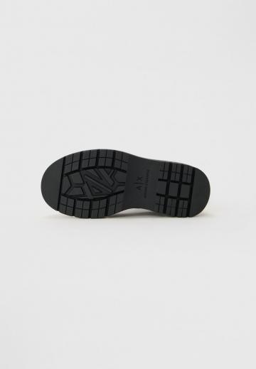 Ботинки на шнуровке