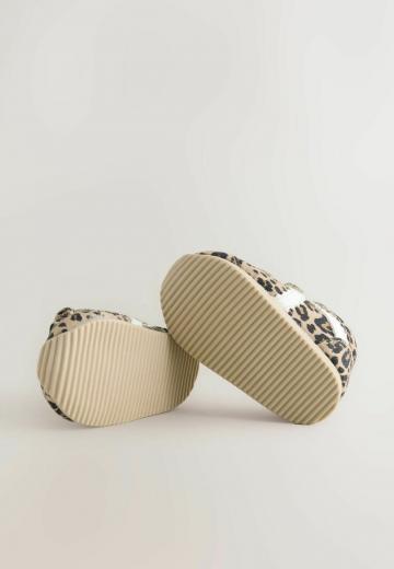 Детская обувь