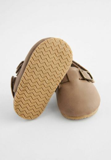 Детская обувь