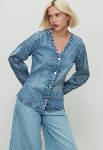 Джинсовая жилетка