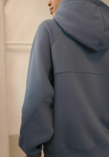 Пуловер с капюшоном