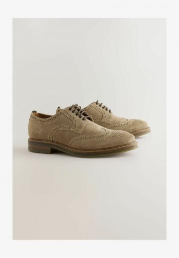 Ботинки на шнуровке