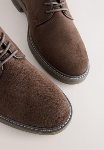 Ботинки на шнуровке