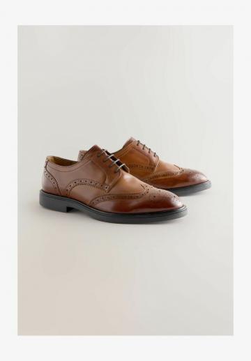 Ботинки на шнуровке