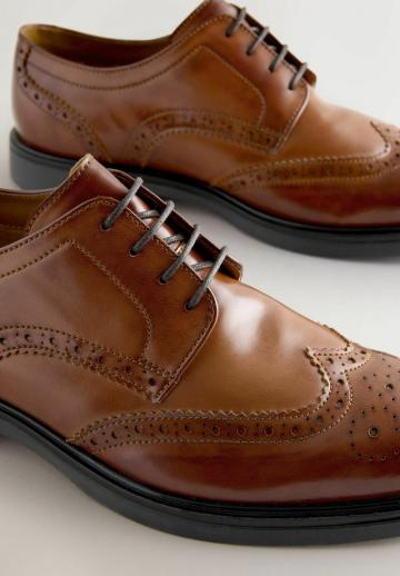 Ботинки на шнуровке