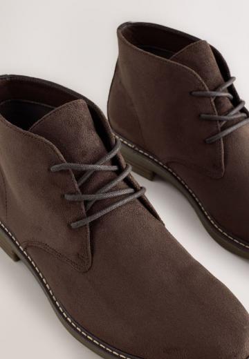 Ботинки на шнуровке