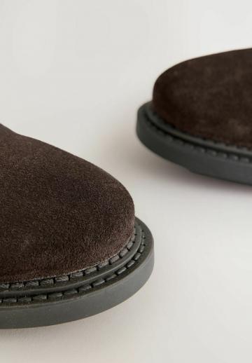 Ботинки на шнуровке