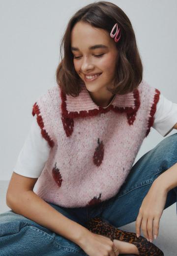 Пуловер без рукавов