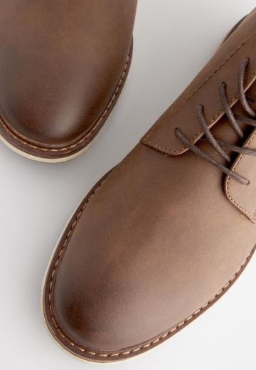 Ботинки на шнуровке