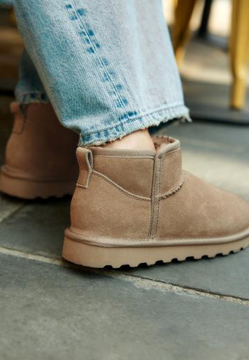 Широкие сапоги