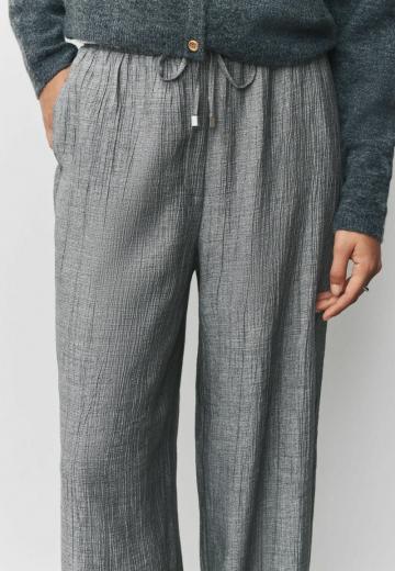 Спортивные штаны