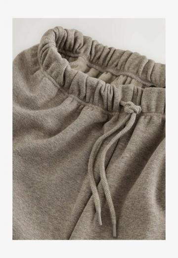 Спортивные штаны