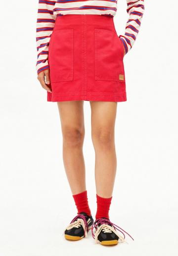 Юбка с накладными карманами