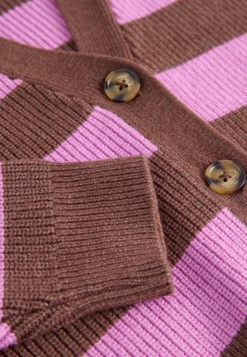 Вязаная кофта