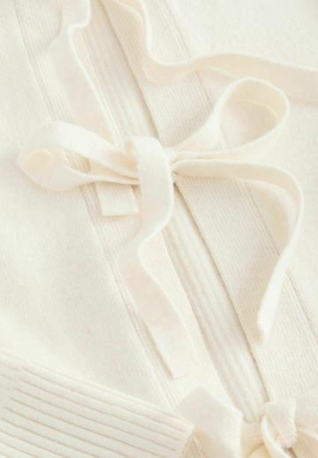 Жаккардовая вязаная кофта