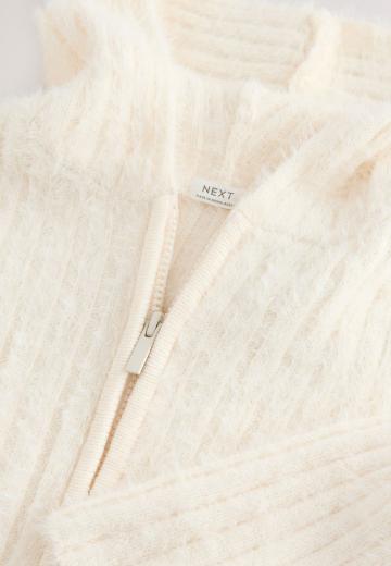 Вязаная кофта