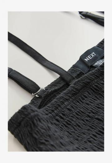 Платье без бретелек