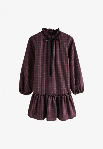 Короткое платье