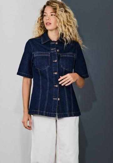 Джинсовая жилетка