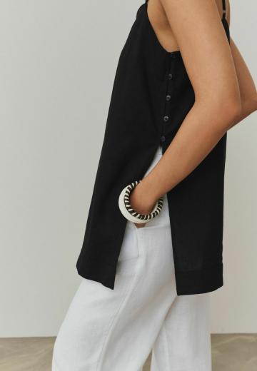 Топ на бретельках