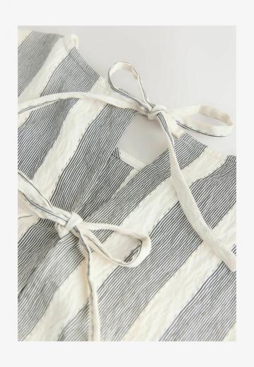 Блузка без рукавов