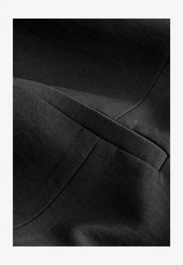 Длинный жилет