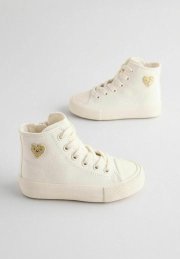 Детская обувь