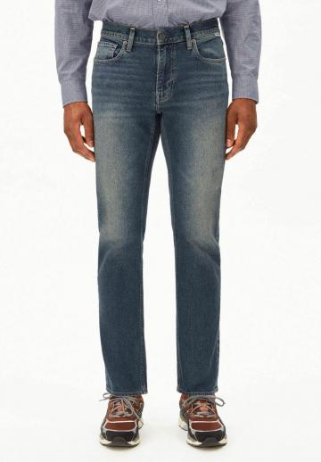 Узкие джинсы