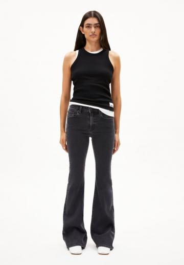 Клешеные брюки