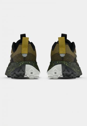 Беговые кроссовки