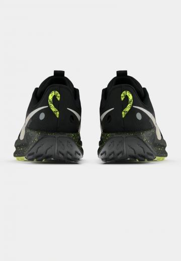 Беговые кроссовки