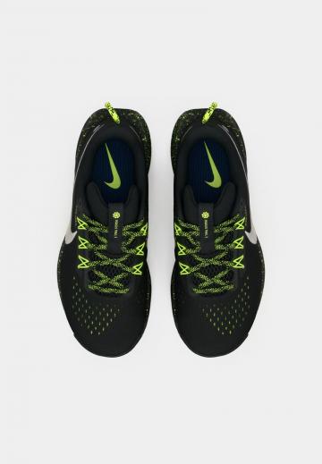 Беговые кроссовки